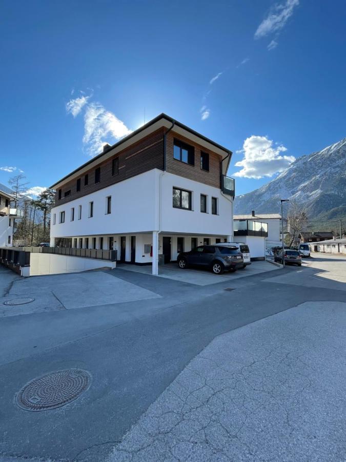 Caroline * Ötztal-Bahnhof